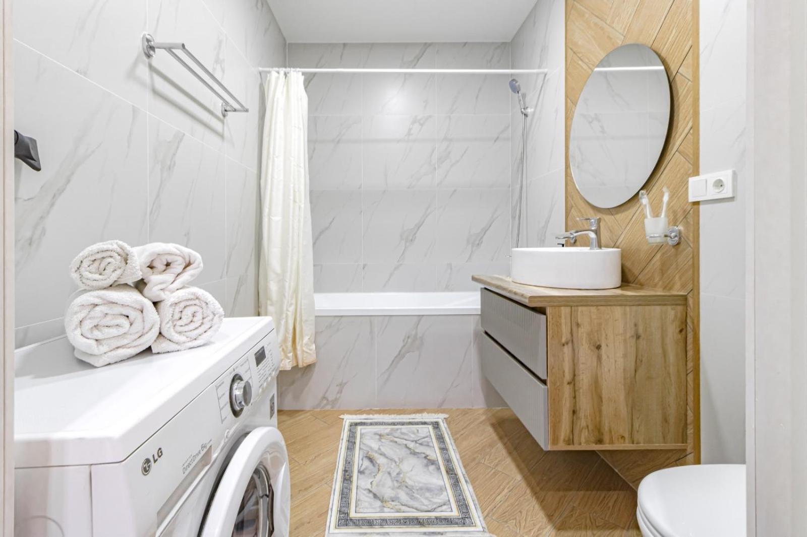 вид на ботанический Apartment Nur-Sultan (Astana)